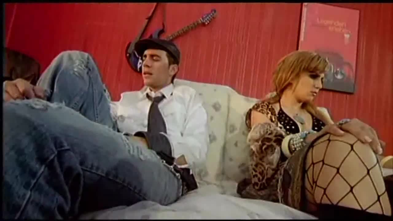 Руши Видинлиев и Карла Рахал - Лъжи ме ( Официално Видео )