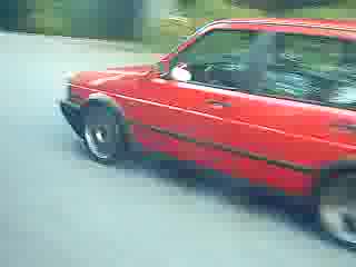 Jetta пали гуми