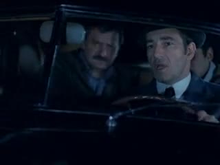 Комисарят Обвинява ( Un Comisar acuza 1974 )