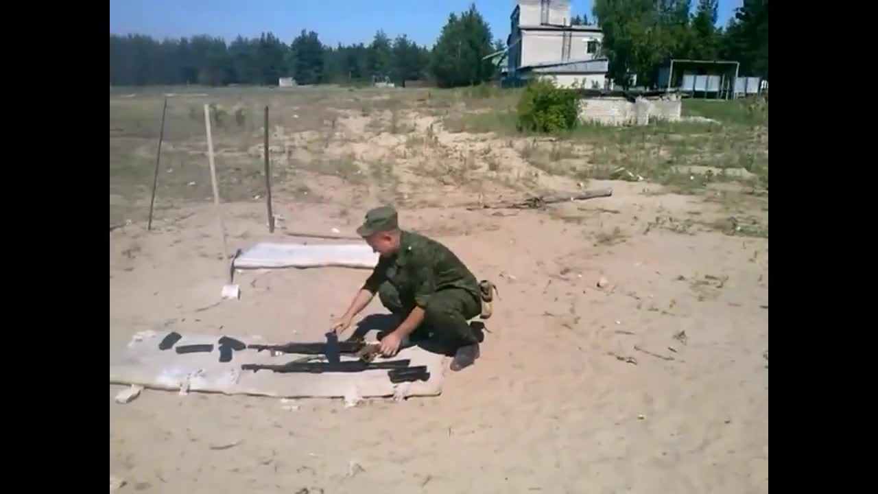 Истинският руски Рамбо в целия му блясък…