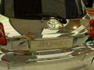 Огледалната Toyota Auris !!!