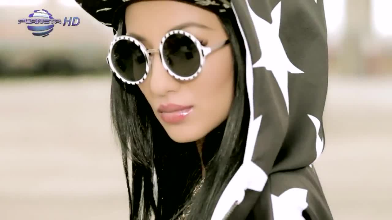 Н О В О !! Ани Хоанг - Скрий му очите ( official video ) - 2o13