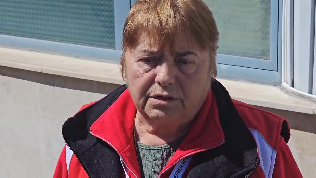 БЧК-Хасково: Снимките със знака на политическа партия са стари