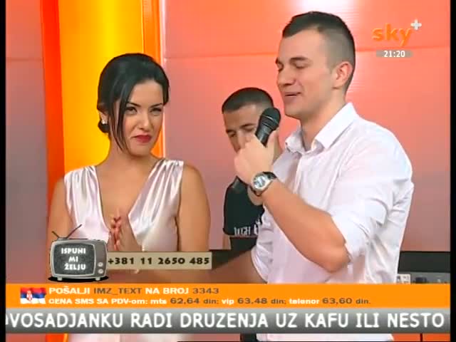 Tanja Savic i Milos Brkic - 2014 - Ko na grani jabuka (hq) (bg sub)
