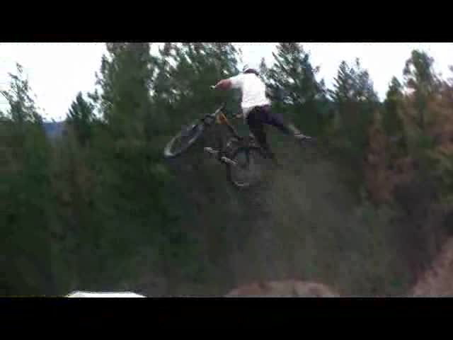 Mountain Bike - Graham Agassiz - Jumps