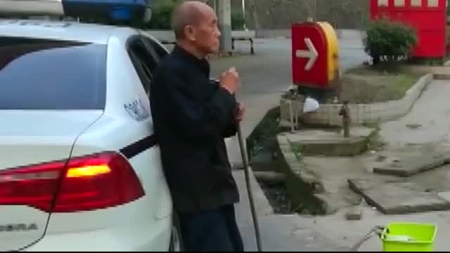 80-годишен извървя 60 км, за да занесе яйца на внука си