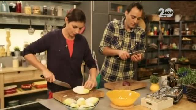 Свинско със сини сливи,картофи по белгииски,салата от цикория,пържени ябълки - Бон апети(13.10.2014)