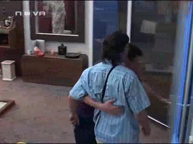 Сбиване в къщата на Big Brother Family 05.04.2010 