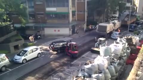 Не паркирай близо до строителна площадка