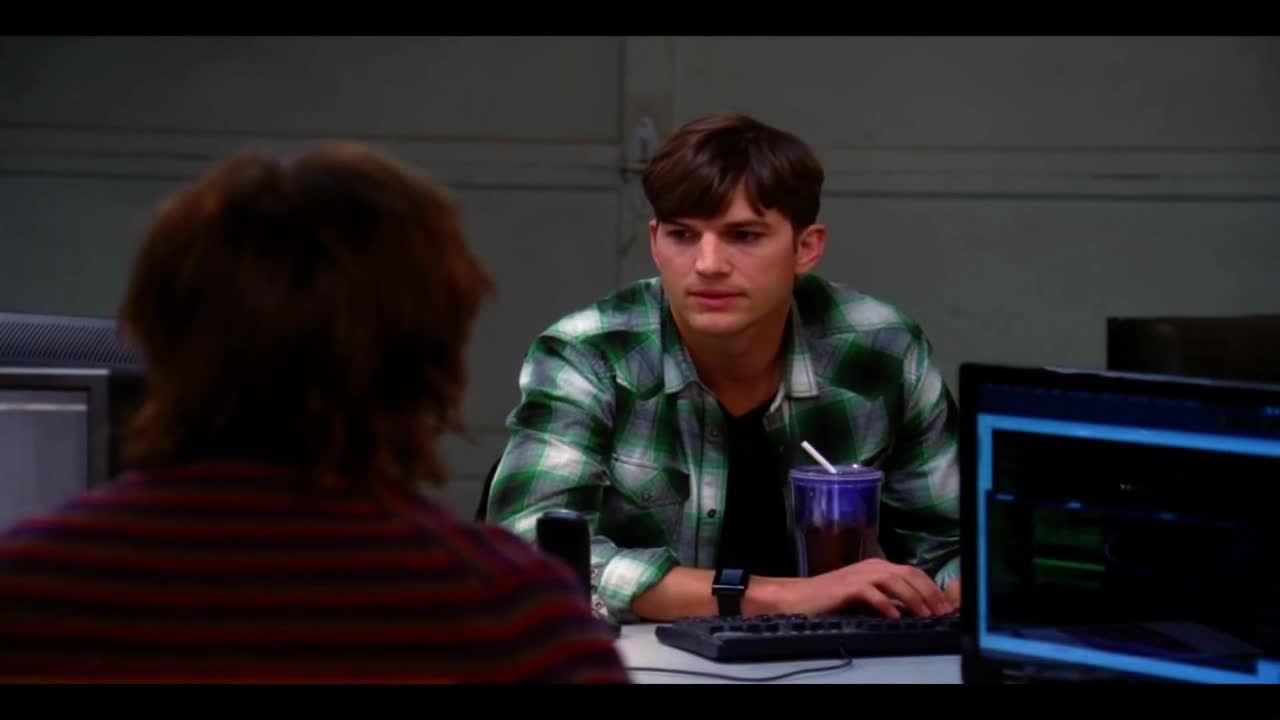 Two and a Half Men / Двама мъже и половина - Уолдън танцува Blurred Lines