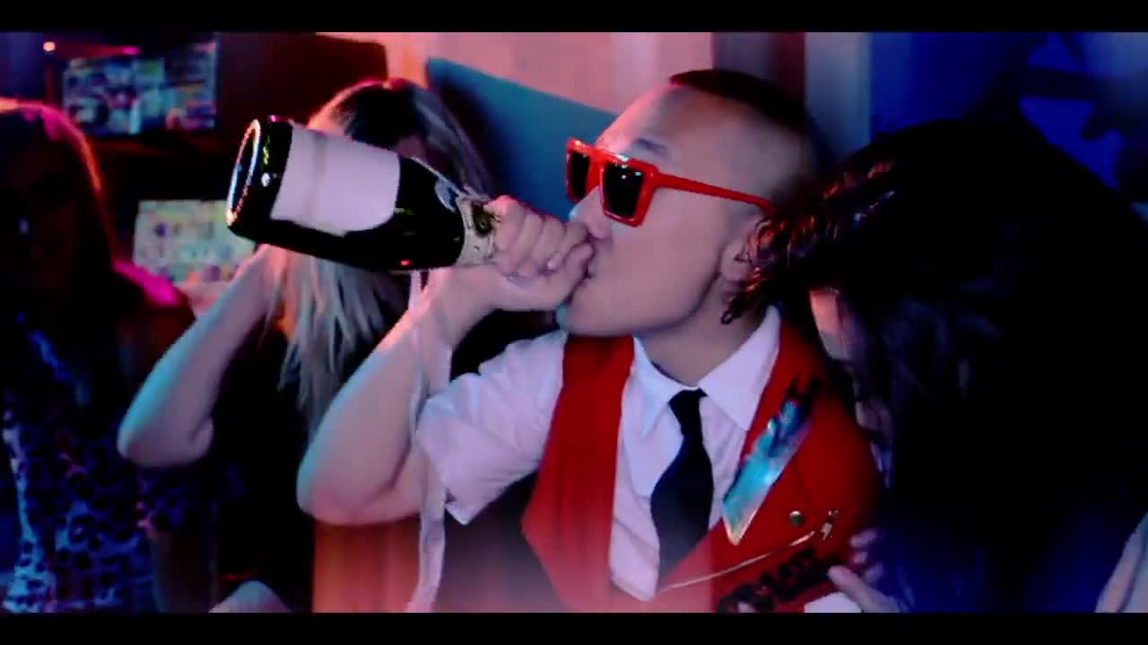 Far East Movement ft. The Cataracs - Like a G6, Like a G6 [официално видео] H Q 