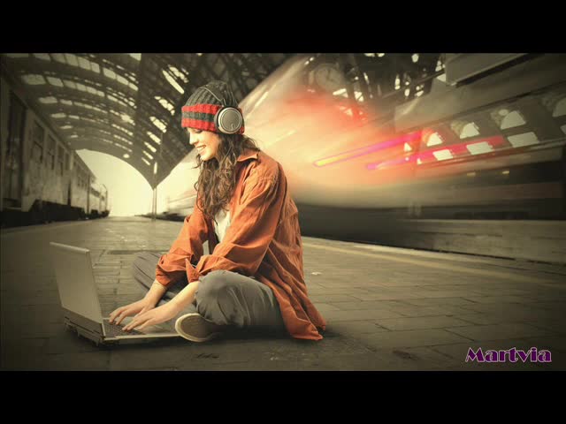 House с Цигулка Която Гали Ушенцата [ Progressive ]
