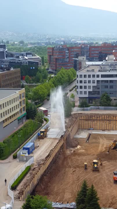 Спукана тръба в Бизнес парка