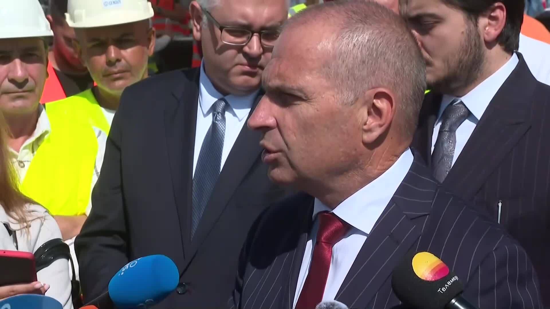 Караджов: Има „светлина в тунела“ за българските железници