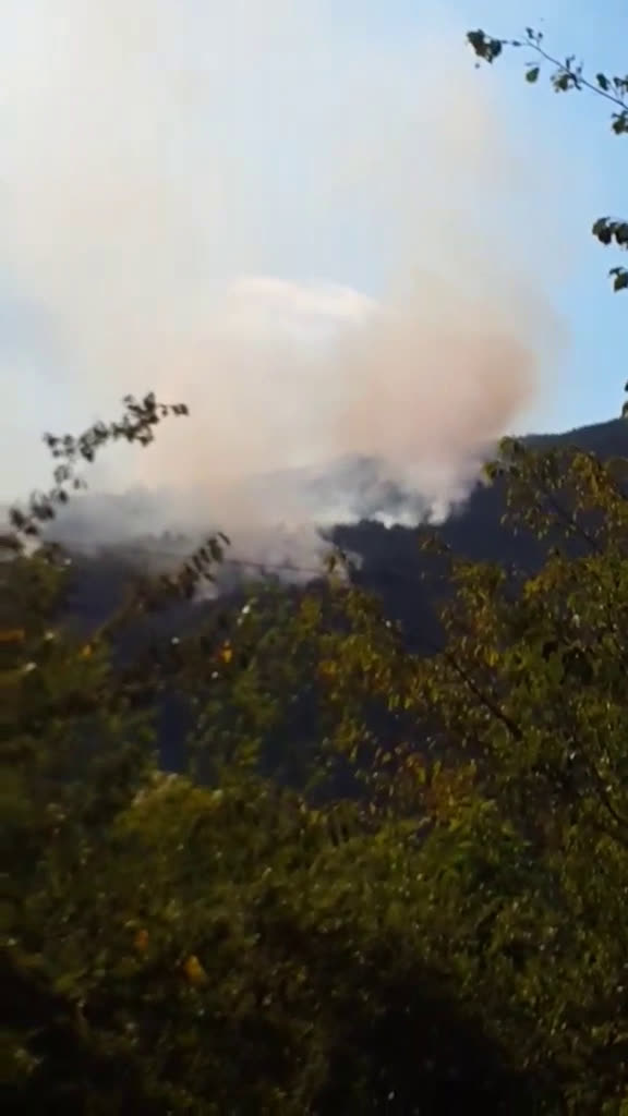 Голям пожар гори край софийското село Реброво (СНИМКИ)