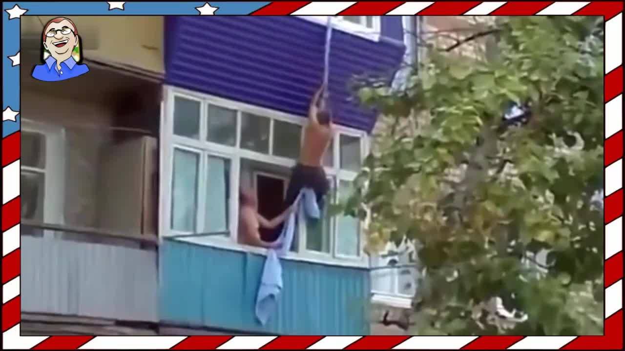 Вижте кретените по света! - Смях