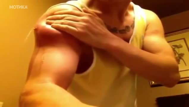 Когато синтол бодибилдер реши да си върне стария вид