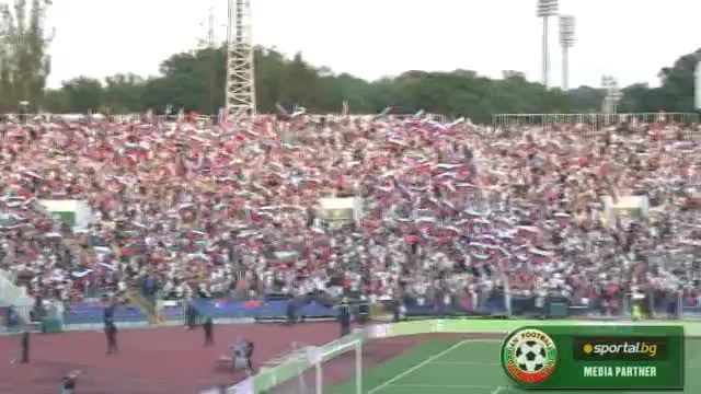 Българино Гледай ! 40 000 пеят химна на мача с Ейре 06.06.09г