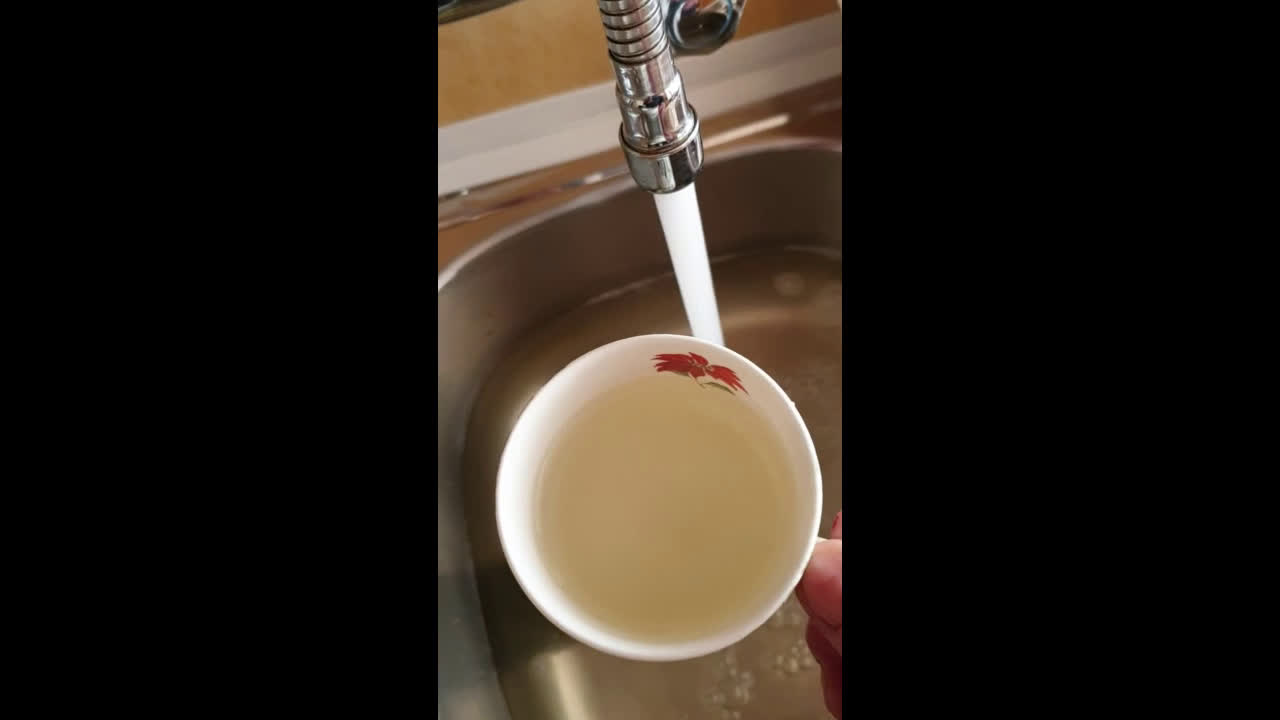 Водата в кв. "Гео Милев"