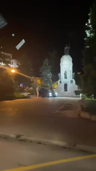Дрифтове на паметника "Майка България" във Велико Търново