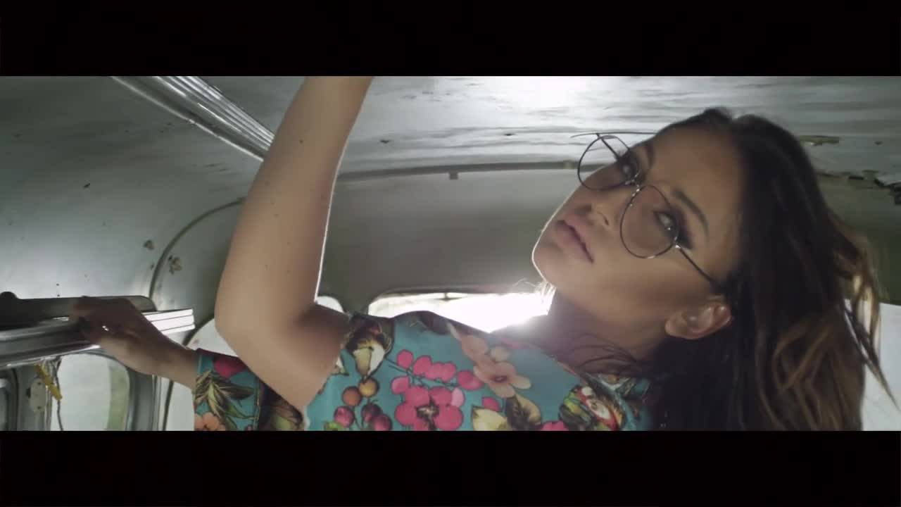 Katarina Zivkovic - 2017 - Moze ti se moze (hq) (bg sub)