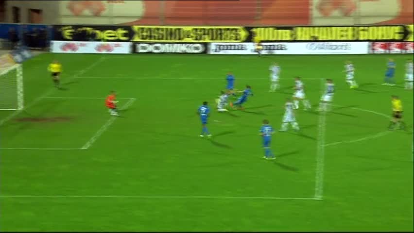 Антонио Аниете вкара за 4:0 срещу Локомотив Пд