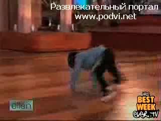 Седемгодишно Дете Танцува Брейк