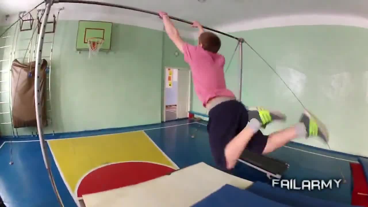 >Компилация провали, падания, инциденти, смях и т.н. - Failarmy 2014 Week 4