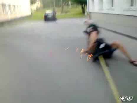 Обърнете Внимание на Втория Каскадьор 