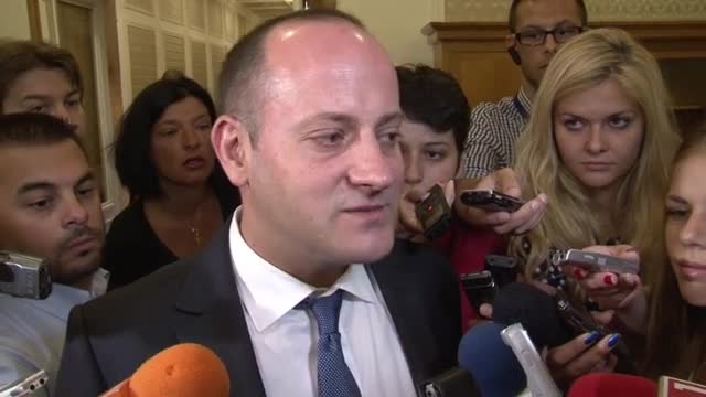 Кънев: Ако компромисът не е възможен, и осемпартиен парламент не е
