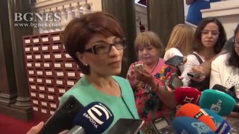 Атанасова: Радев не желае да има редовно правителство