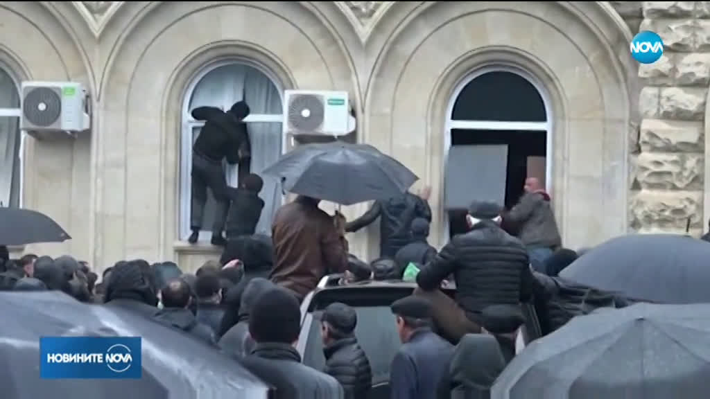 ПОЛИТИЧЕСКА КРИЗА В АБХАЗИЯ: Парламентът в сепаратистката република поиска оставката на президента