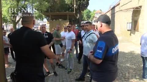 Надзиратели и съдебни охранители излязоха на протест в Бургас