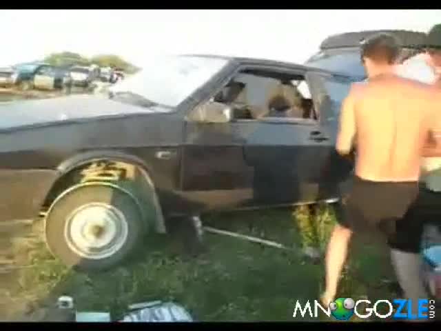 Как се пали кола с паднал акумулатор