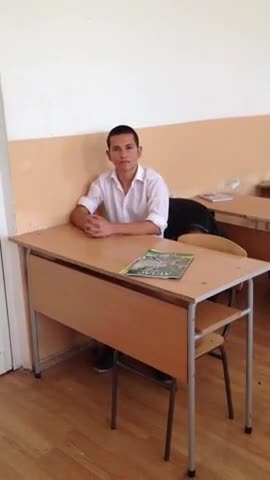 Този не разбра от къде му дойде !!!