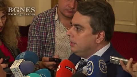 Асен Василев: Бюджетът не е взривен