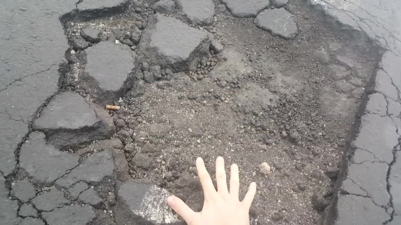 Дупка на околовръстно шосе