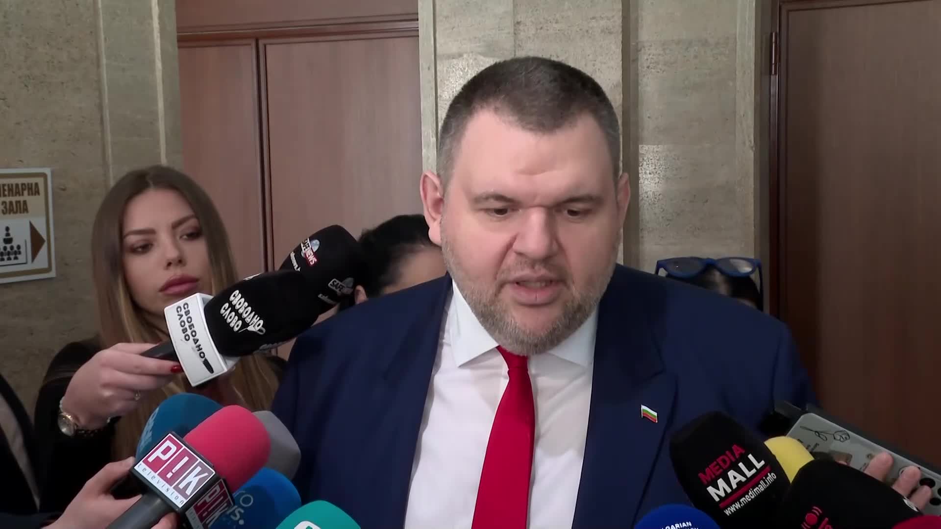 Пеевски: Казал съм, че ще подкрепя бюджета, защото е за хората