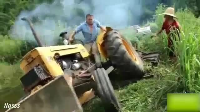 >Руски несгоди с Трактори - Много смях