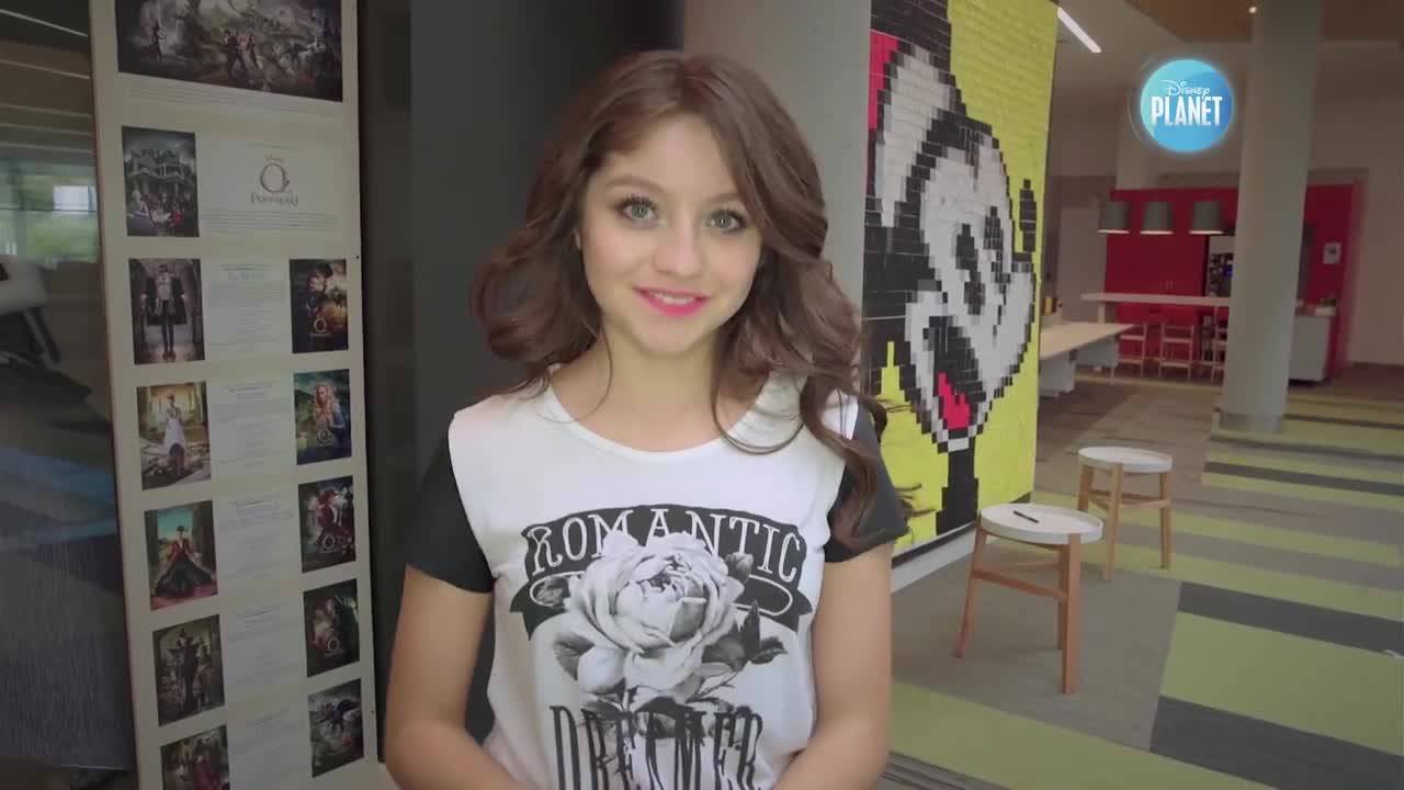 Soy Luna 2 - Всичко, което искате да знаете за Karol Sevilla + Превод