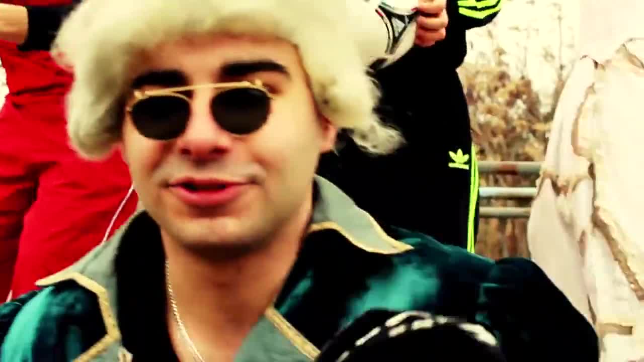 The D - Не мога да се стискам [2013] (официално видео   harlem shake)