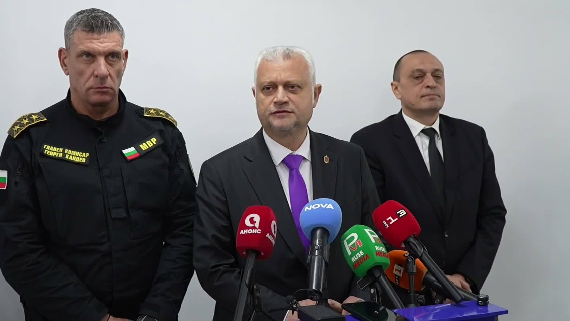 МВР: 1468 са получените сигнали за изборни престъпления, задържаните са 250