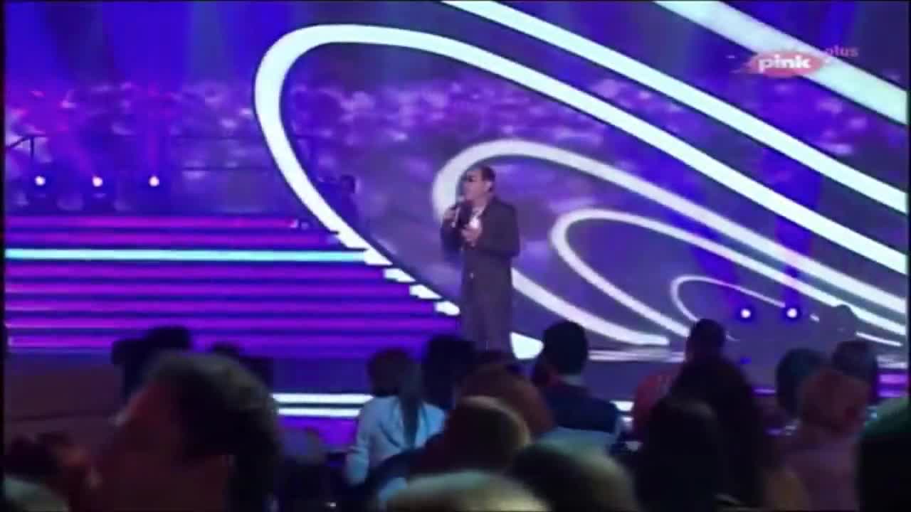 Mile Kitic 2014 - Kraljica trotoara - ( Bravo show -tv Pink) - Prevod