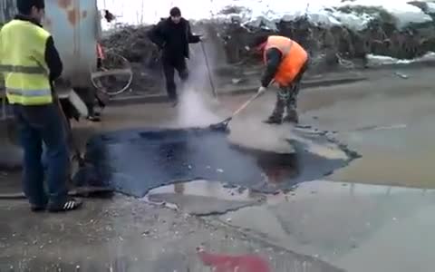 Така се асфалтира в Русия!