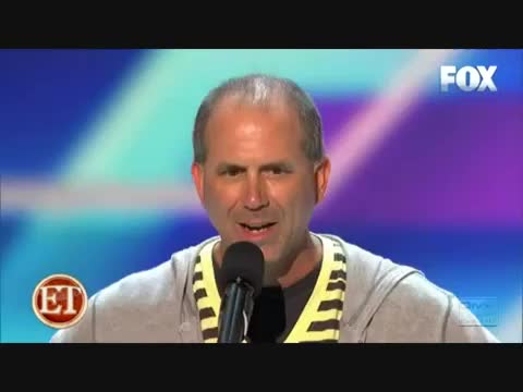 Участник в X-factor затапва Деми Ловато