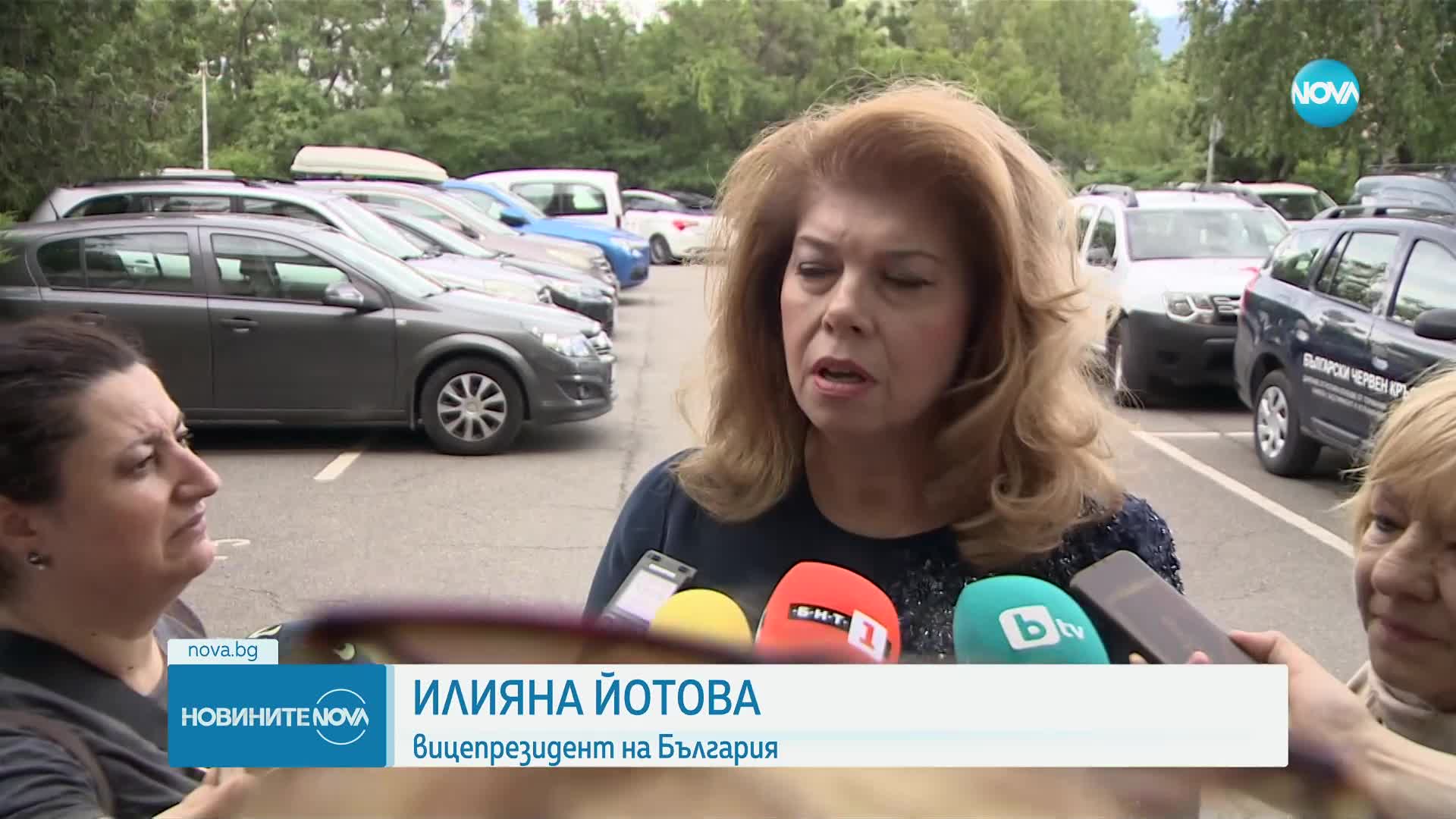 Йотова: Главчев да бъде изслушан в Комисията по външна политика в парламента е най-чистият вариант