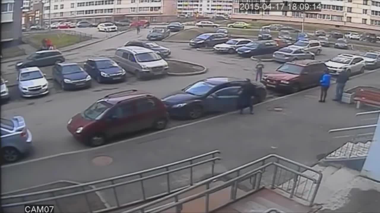 Компилация от неуспешни опити за кражби на автомобили