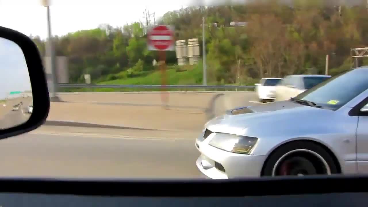 Lancer се изстрелва като самолет
