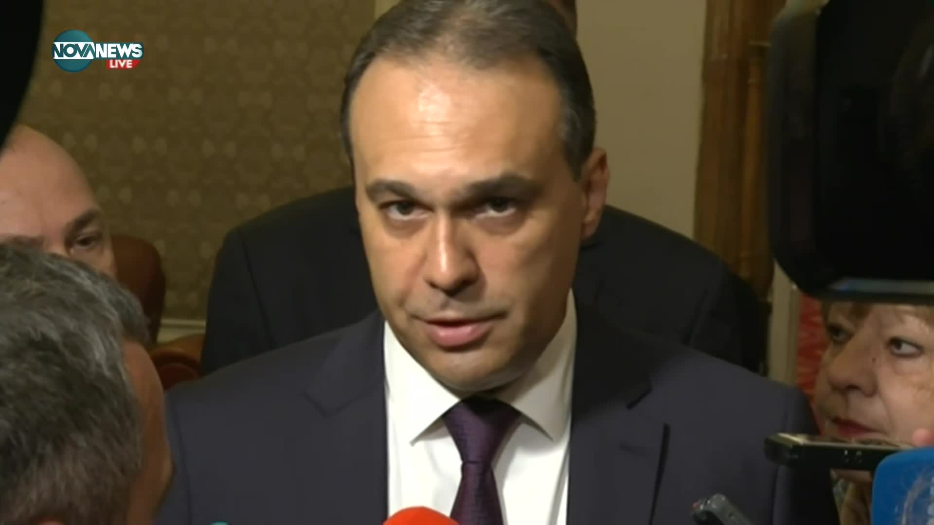 Министър Заков за сроковете, в които гърците могат да се включат в бойната група