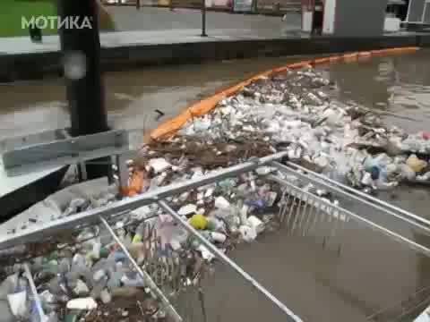 Ето какви отпадъци се изхвърлят по водите !
